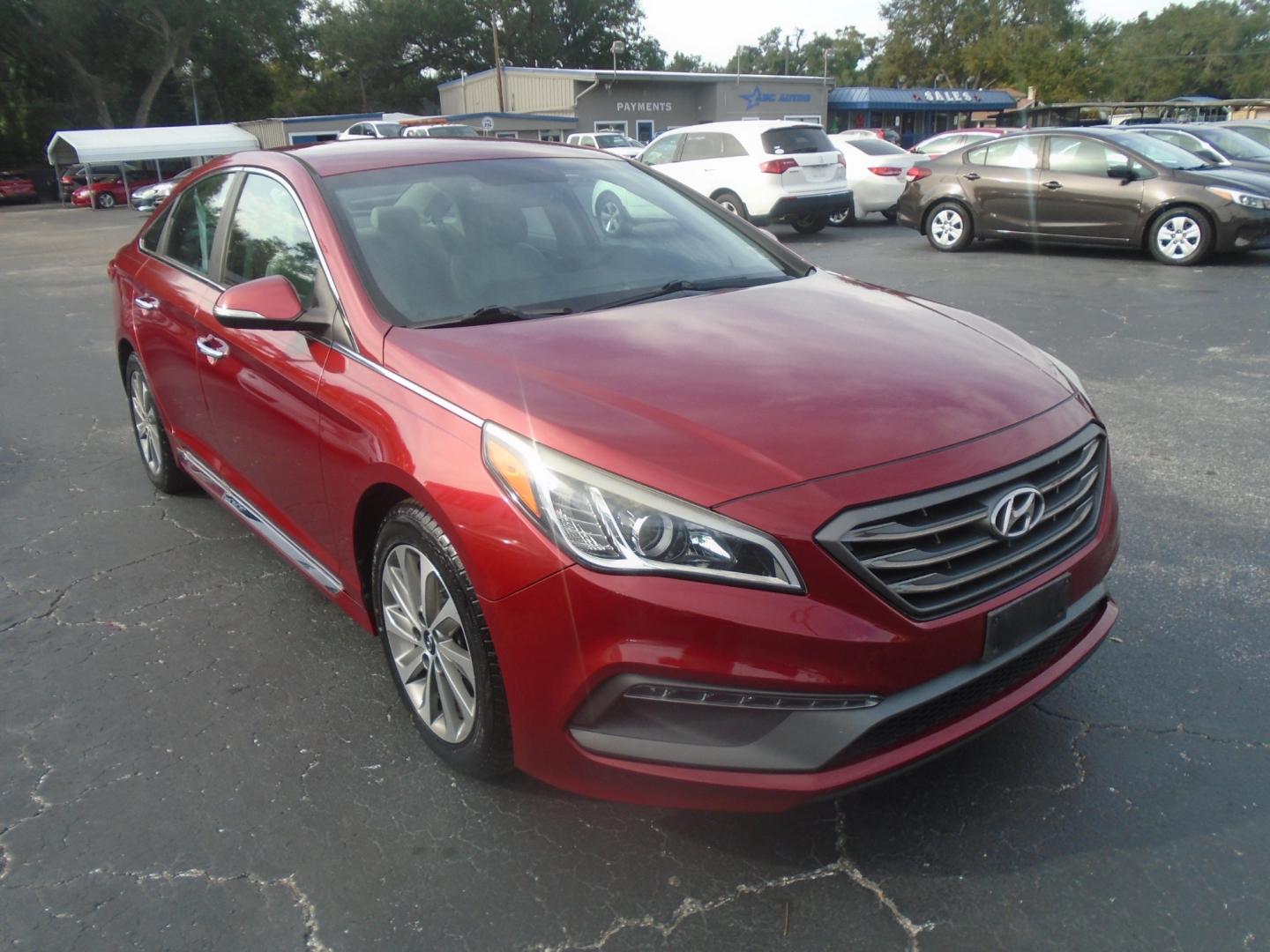 2015 Hyundai Sonata (5NPE34AF6FH) with an 2.4L L4 DOHC 16V engine, 6-Speed Automatic transmission, located at 6112 N Florida Avenue, Tampa, FL, 33604, (888) 521-5131, 27.954929, -82.459534 - Photo#2